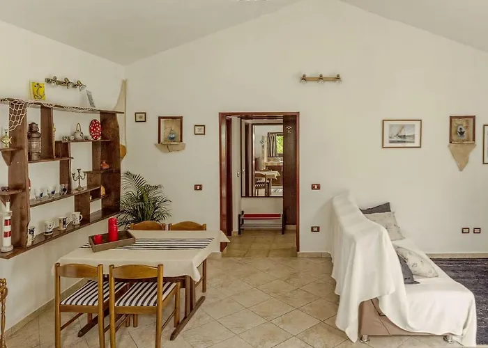 Argonave 6 * Πούλα